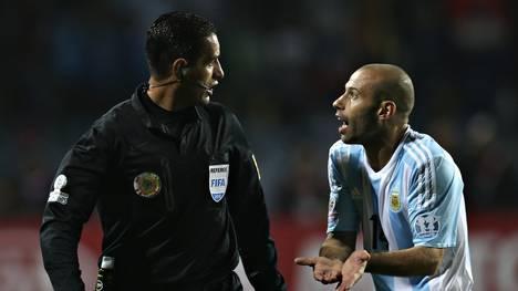 Imagen de La Selección, con seis jugadores al límite