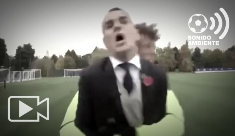Imagen de David Luiz perdió la cordura y tackleó a un periodista