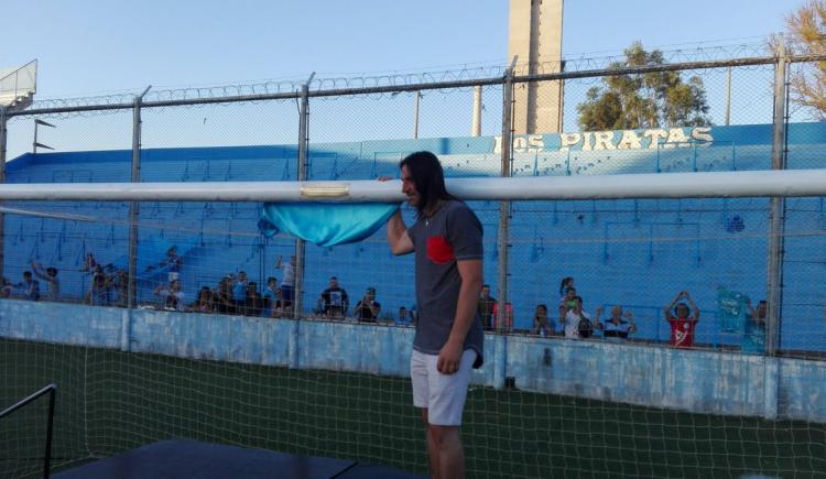 Imagen de Olave tiene su arco en el estadio de Belgrano