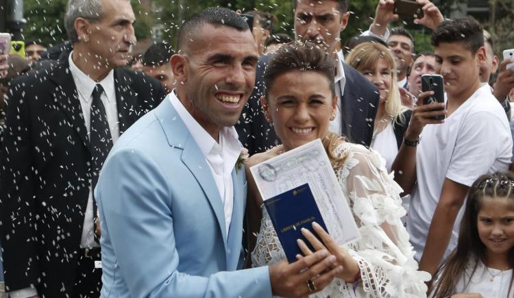Imagen de Carlitos dio el sí
