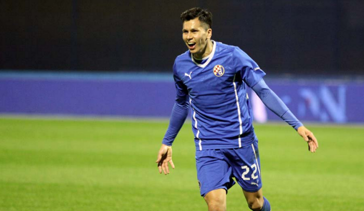 Imagen de Sigali, ante el interés de Cocca y de Racing: "Me pone contento, pero decide el Dinamo"