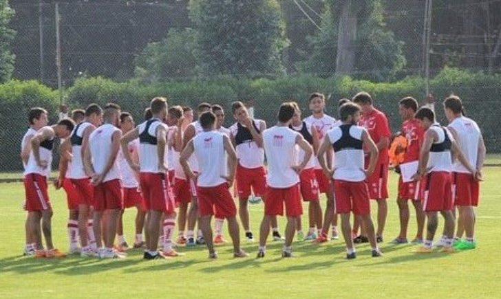 Imagen de Unión no empezó la pretemporada por deudas salariales