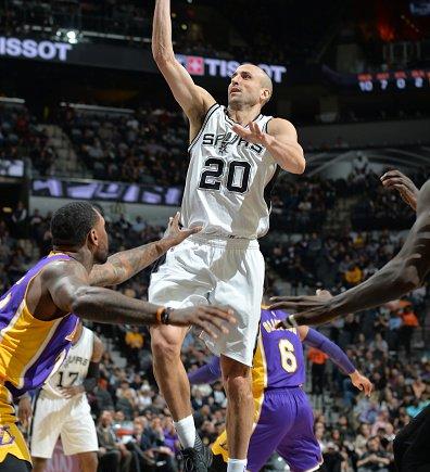Imagen de Aplastante triunfo de los Spurs