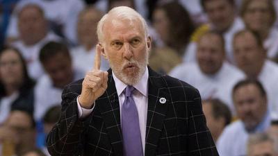 Imagen de Popovich sobre Ginóbili: "Lleva mucho tiempo diciéndome qué hacer"