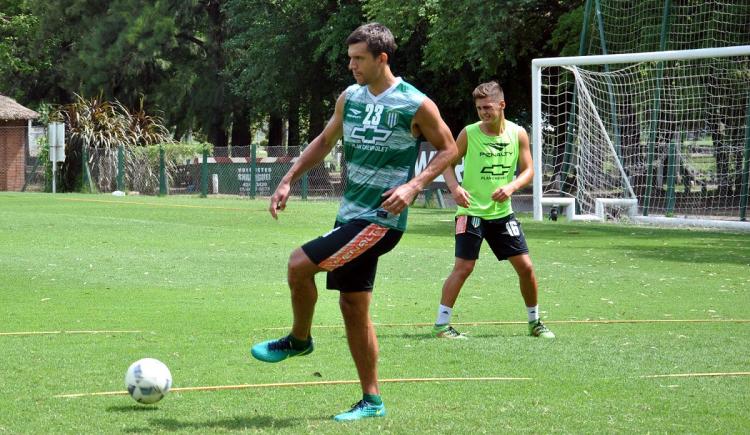 Imagen de Renato Civelli se entrenó con Banfield