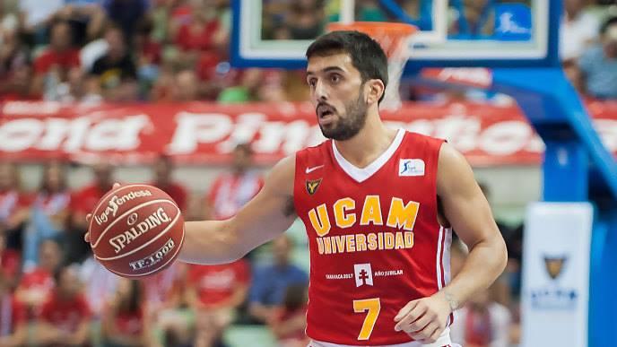 Imagen de Campazzo inventa un doble "imposible"