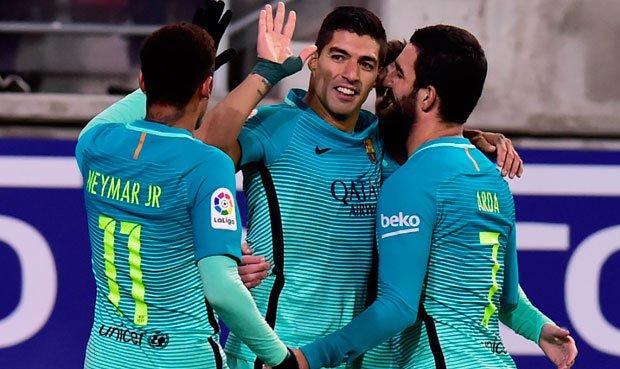 Imagen de Goleó el Barcelona, la racha de Messi y la dolorosa lesión de Busquets