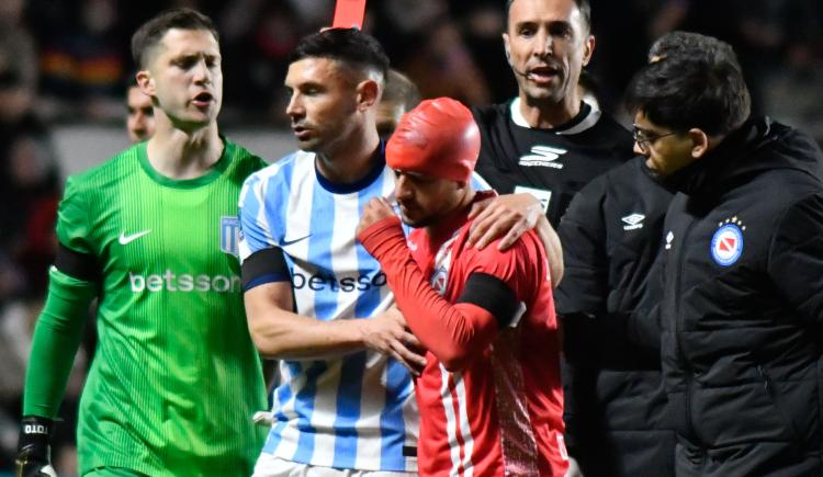 Imagen de Cuántas veces lo expulsaron a Maravilla Martínez en Racing