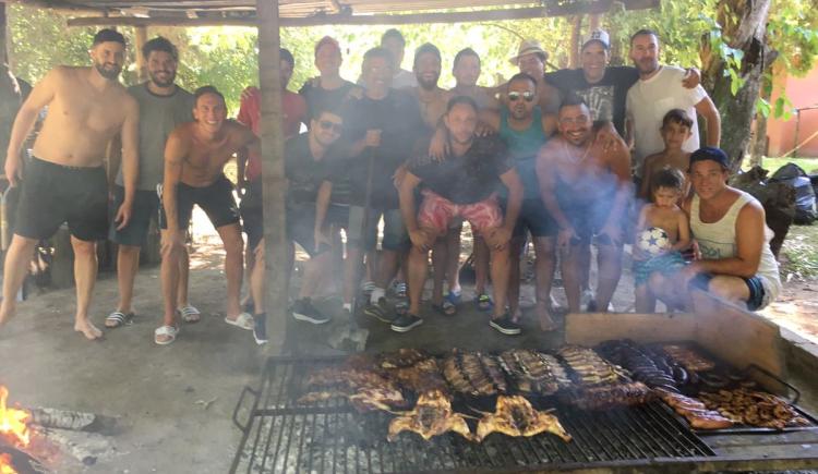 Imagen de Asado, festejo y folklore en el cumpleaños de Ponzio