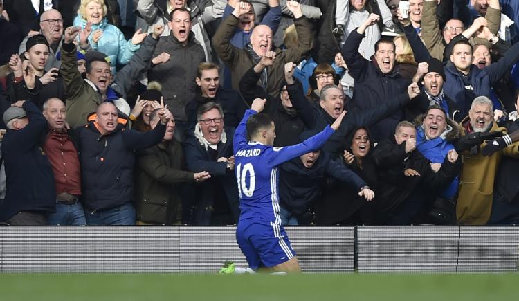 Imagen de Golazo maradoneano de Hazard