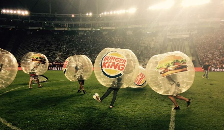 Imagen de Un entretiempo épico, con Bubble Fútbol