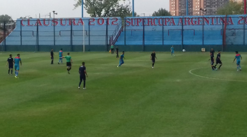 Imagen de Arsenal venció a Acassuso