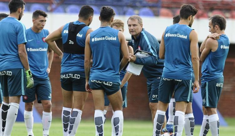 Imagen de San Lorenzo partió rumbo a Brasil