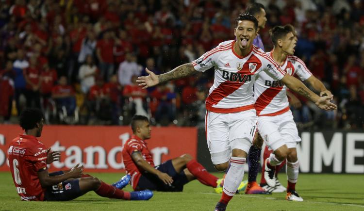 Imagen de River debutó con triunfo en Colombia