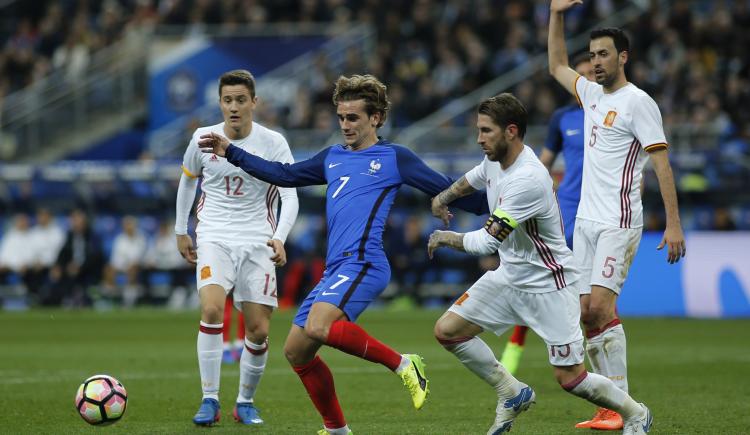 Imagen de Francia perdió contra España... y contra el video ref