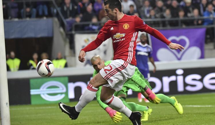 Imagen de Manchester United se llevó de Bélgica un empate con gol