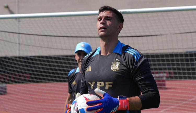 Imagen de La fe del Dibu Martínez para la semifinal con Canadá
