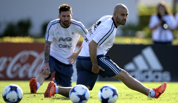 Imagen de Mascherano y un mensaje para quienes insultaron a Messi: "Se van a arrepentir"