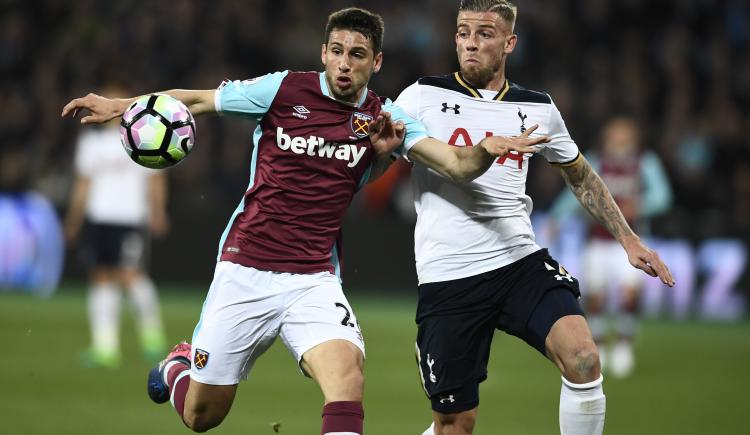 Imagen de Calleri aplaudido en Inglaterra