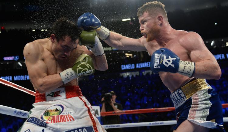 Imagen de Canelo le dio una paliza a Chavez Junior