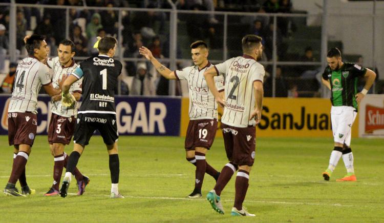Imagen de Morro García: "Le debo este momento a los chicos de la Reserva"