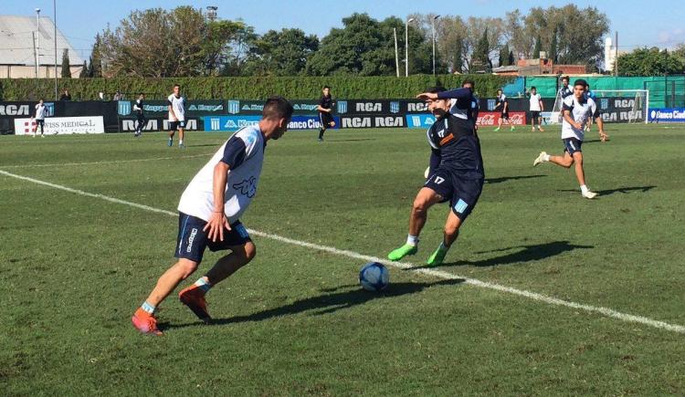 Imagen de Acuña hizo fútbol y volvería ante Central