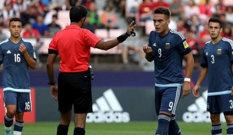Imagen de Sub 20: Lautaro Martínez, expulsado por la tecnología