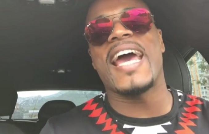 Imagen de Evra le cantó a sus amigos argentinos