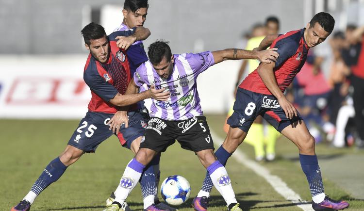 Imagen de Sacachispas eliminó a Arsenal