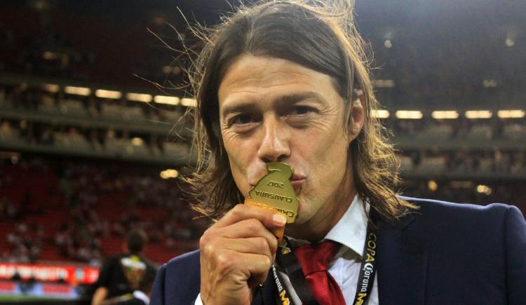 Imagen de Almeyda cerró una temporada perfecta y también ganó la liga