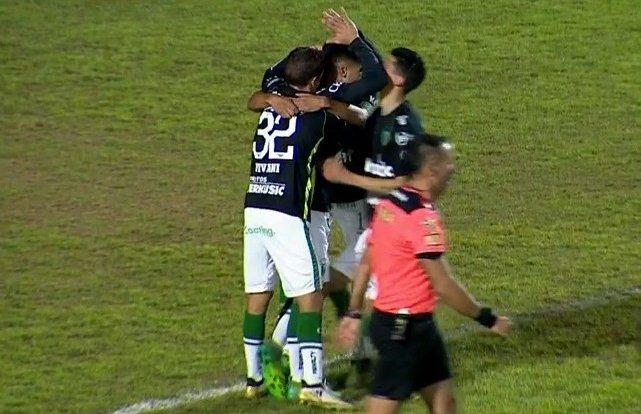 Imagen de Sarmiento le ganó a Defensa