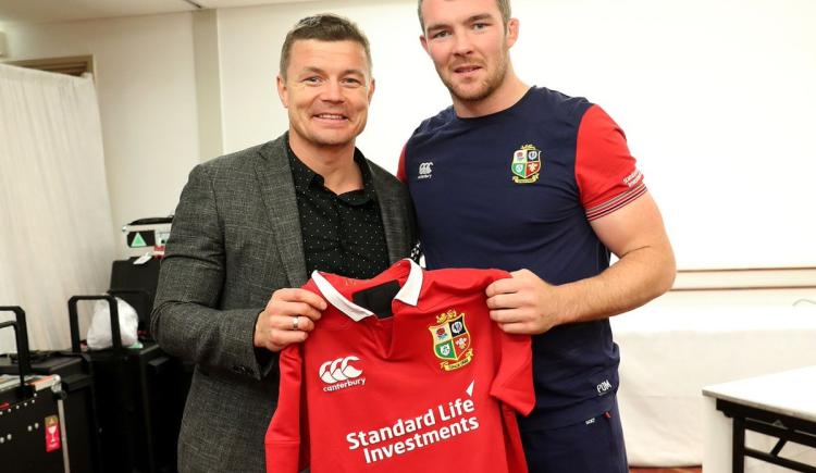 Imagen de O´Driscoll entregó las camisetas de los Lions