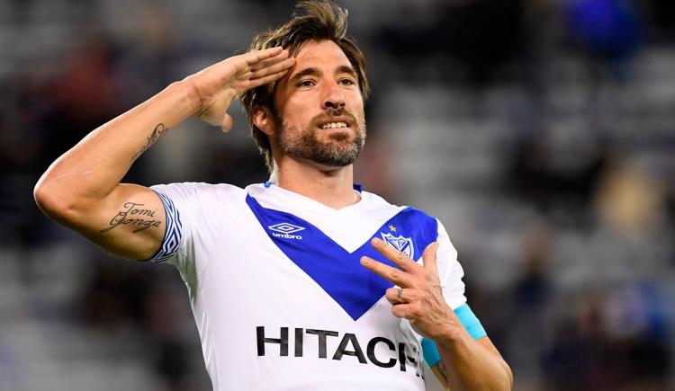 Imagen de Polémica salida de Pavone de Vélez