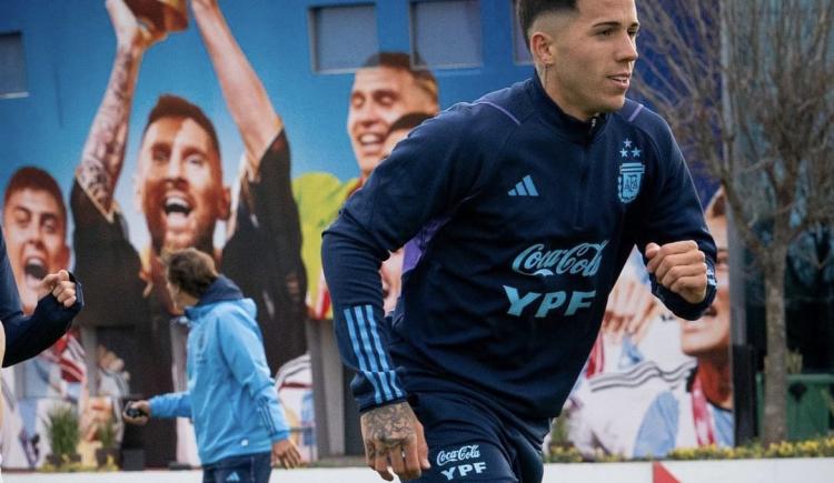 Imagen de "Sabemos que comienza un nuevo camino", afirmó Enzo Fernández