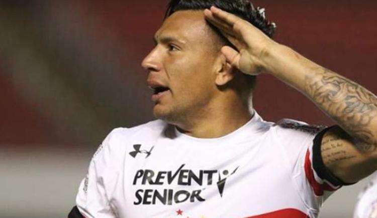 Imagen de Chávez: "Quiero jugar en Boca"