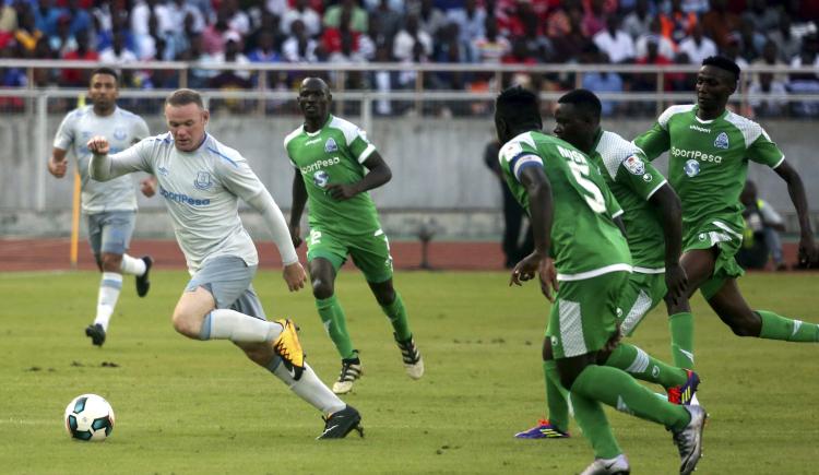 Imagen de Golazo de Rooney en su vuelta al Everton