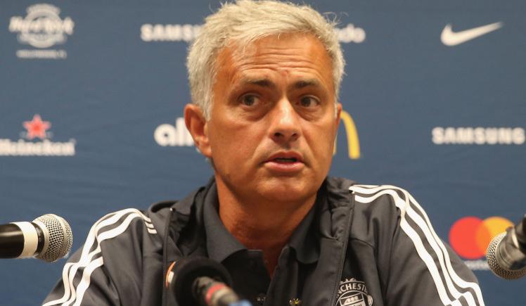 Imagen de Mourinho: "Se están pagando locuras por jugadores normales"