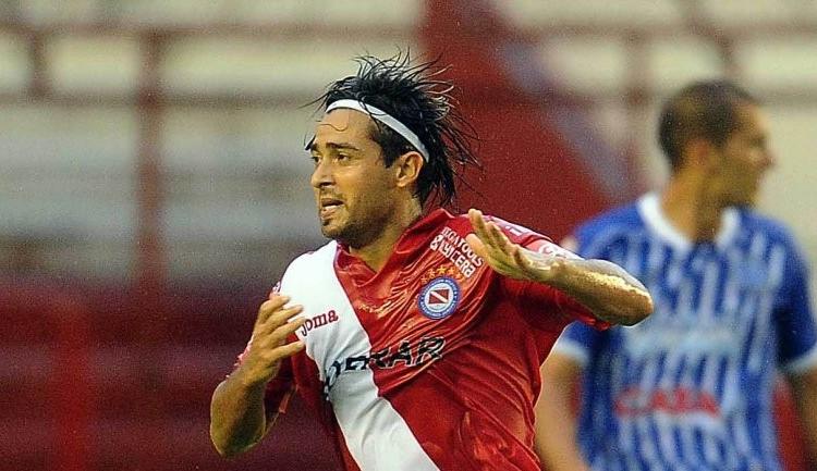 Imagen de Leonardo Pisculichi podría volver a Argentinos Juniors