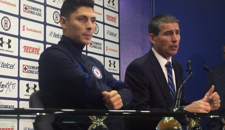 Imagen de Cruz Azul presentó a Alejandro Faurlín