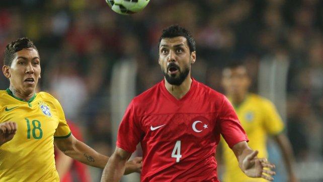 Imagen de Arrestaron a un futbolista de la Selección de Turquía por vínculos con el golpe de Estado