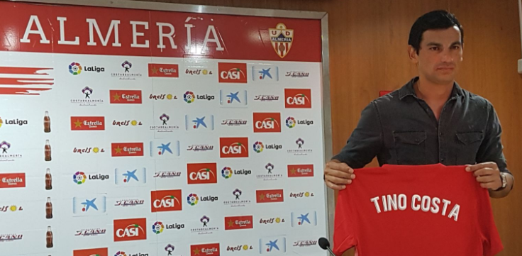 Imagen de Tino Costa fue presentado en el Almería