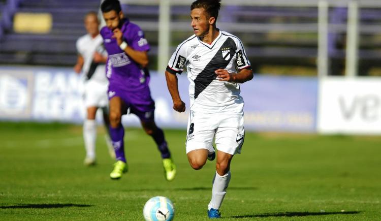 Imagen de River acelera por Saracchi