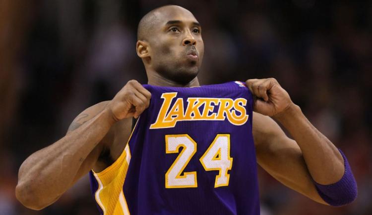 Imagen de Kobe Bryant hace historia en la NBA