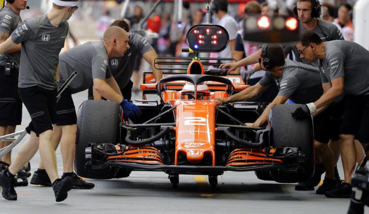 Imagen de McLaren abandona a Honda y usará motores Renault en 2018