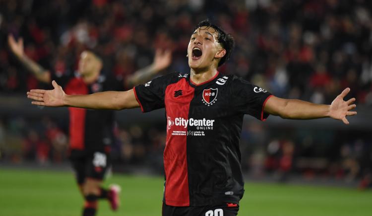 Imagen de Newell's se recuperó ante Riestra en Rosario