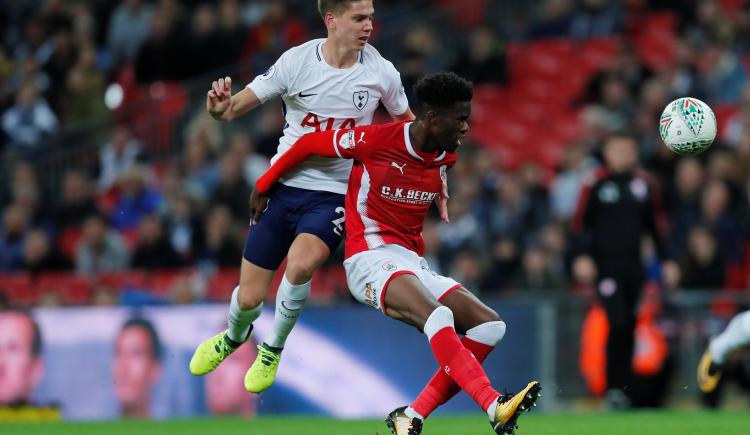 Imagen de Foyth debutó en el triunfo de Tottenham