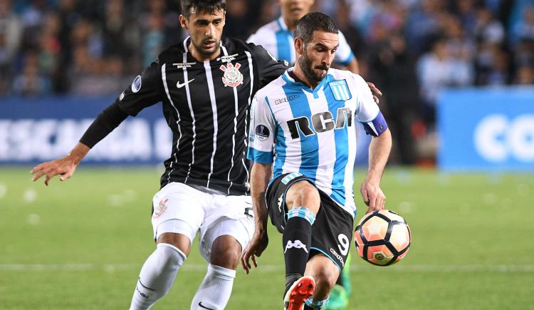 Imagen de Racing se metió en los cuartos