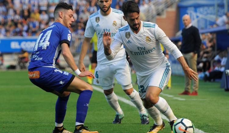 Imagen de Real Madrid, con doblete de Ceballos, venció al Alavés