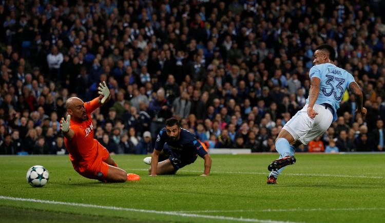 Imagen de City gana con goles de Sterling y Gabriel Jesús