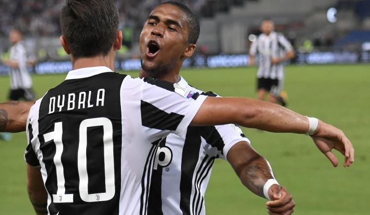Imagen de La magia de Dybala y Douglas Costa